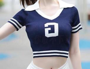 秀人网 - 图库中藏着Cherry樱桃酱的女神光环，你敢不下载吗？