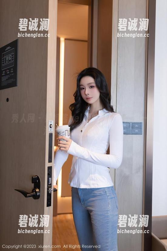 秀人网-媛媛酱belle 秀人网 - 媛媛酱belle的万圣节合集——没锁住的糖果快来拿!