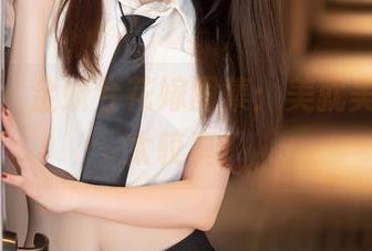 秀人网 - 金妍兮花嫁图集：美就美吧，别太较真！