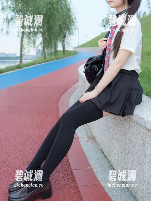 紧急企划-林书辞 紧急企划 - 在线走近林书辞的奶牛合集,任横心绪不定,画面和感受相互交融。