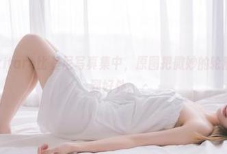 在绮太郎kitaro比基尼写真集中，原图把微妙的轮廓展现得恰到好处。
