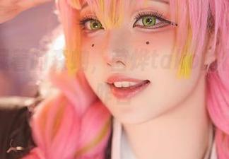 网盘里藏着的森蚺，菌烨tako的作品令人咋舌
