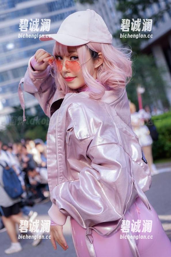 菌烨tako 菌烨tako的网袜原图,谁能想到还有这一出