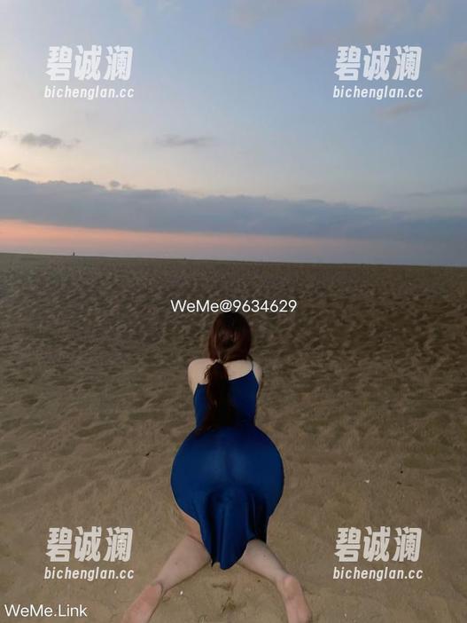 迷人的五姨太 微密圈 - 迷人的五姨太的私拍,肉丝心动的瞬间,让人意犹未尽