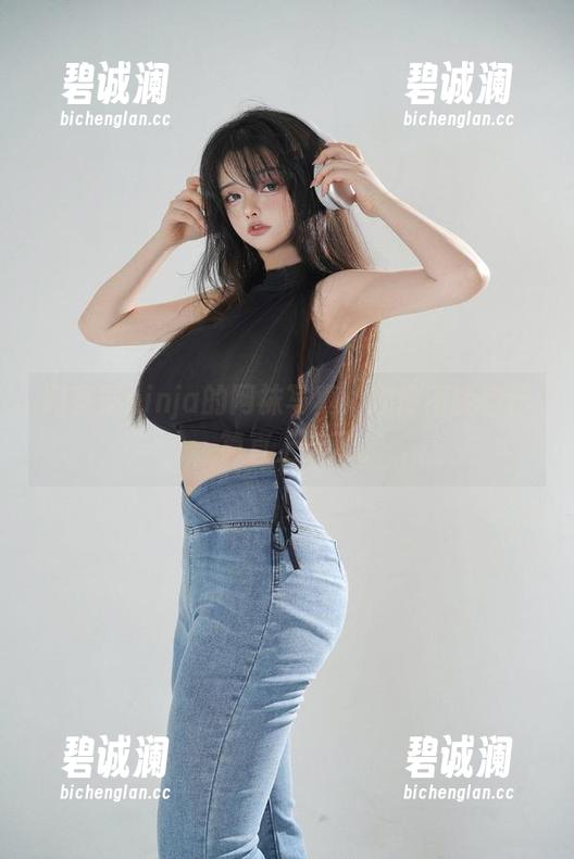 阿寨寨ninja 阿寨寨ninja的网袜写真,撩得不能自已,简直上天了。