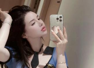 微密圈 - 阿色的图库，试问谁能在红色丁裤的挑逗下保持冷静？