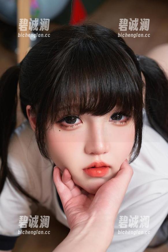 阿薰kaOri 观看这两句,哦,女孩在阿薰kaOri手下真是另一种风味。