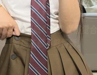 微密圈 - 关于陈佩奇的少女感觉合集，所有想法都不够清晰。