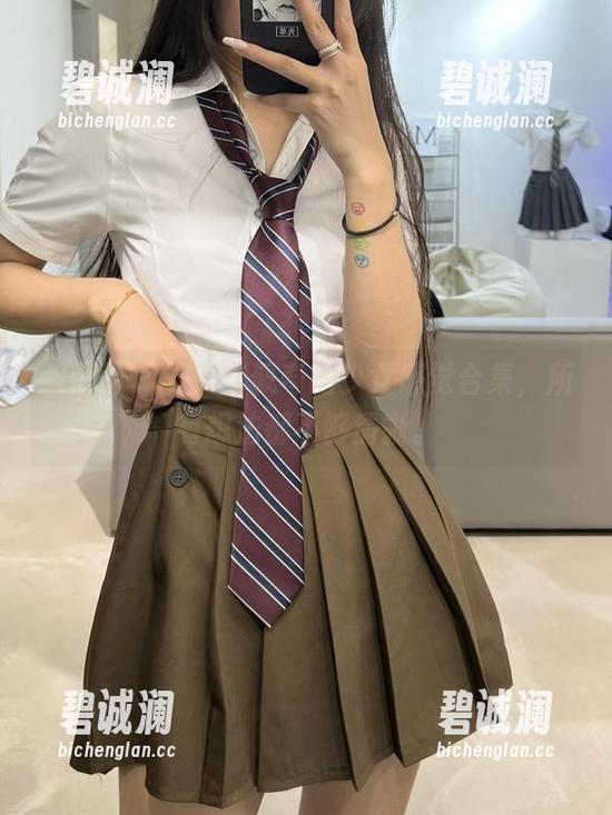 陈佩奇 微密圈 - 关于陈佩奇的少女感觉合集,所有想法都不够清晰。