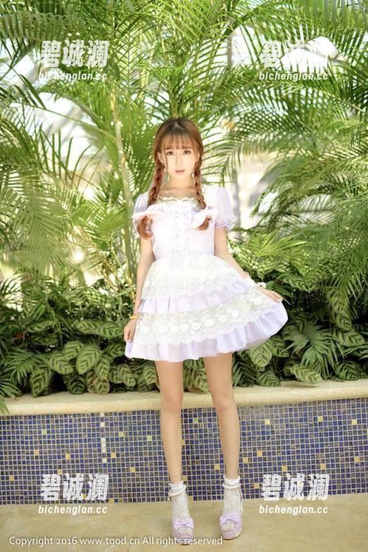 青豆客-王语纯 青豆客 - “制服”新定义——王语纯的无圣光美图时光