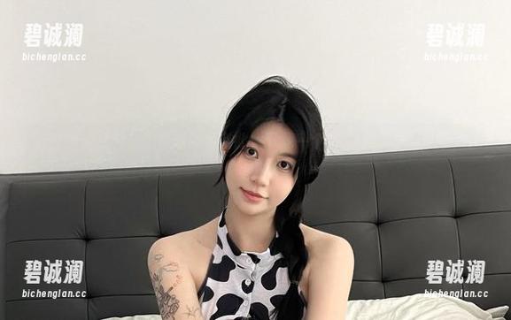 鱼神鱼 微密圈 - 鱼神鱼的韵味鱼姐在此,下载一个吧,或许这次就能中个‘鱼’!